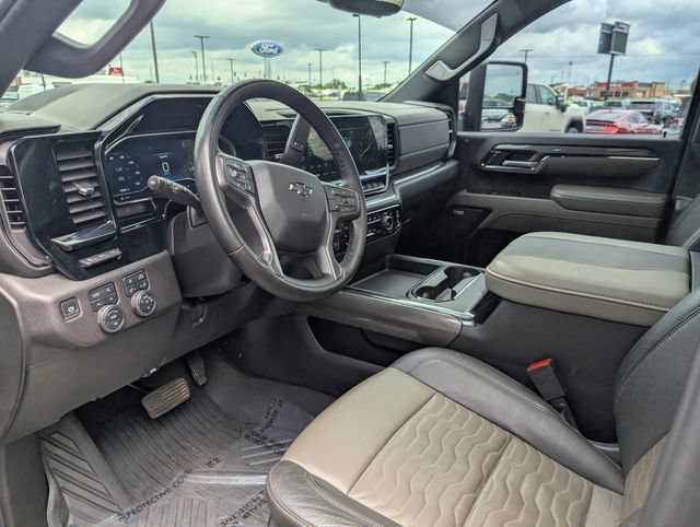 Used 2024 Chevrolet Silverado 2500 ZR2 w/ ZR2 Bison Edition AWD/4WD image 13