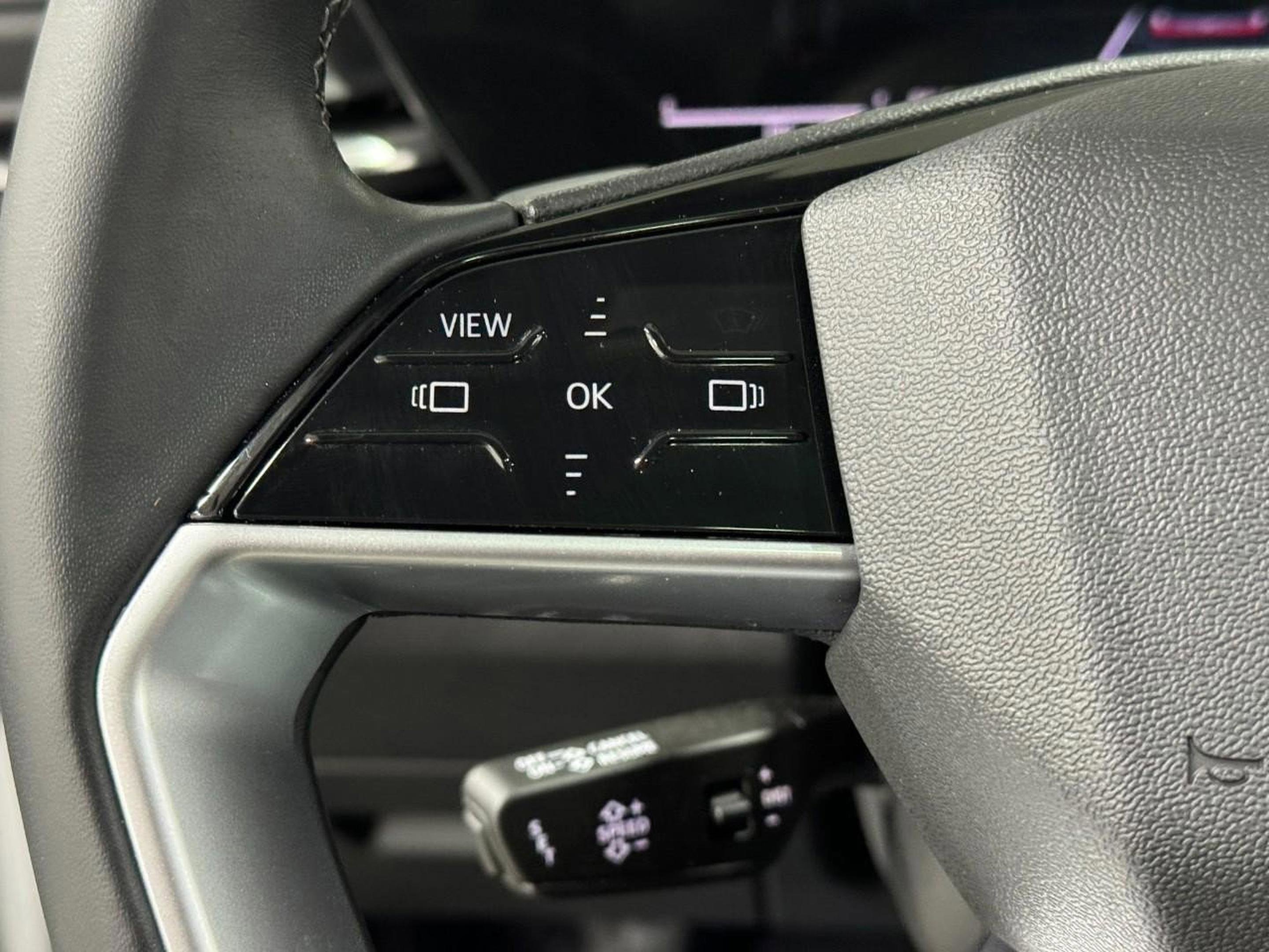 Certified 2025 Audi Q5 Premium w/ Convenience Package image 29