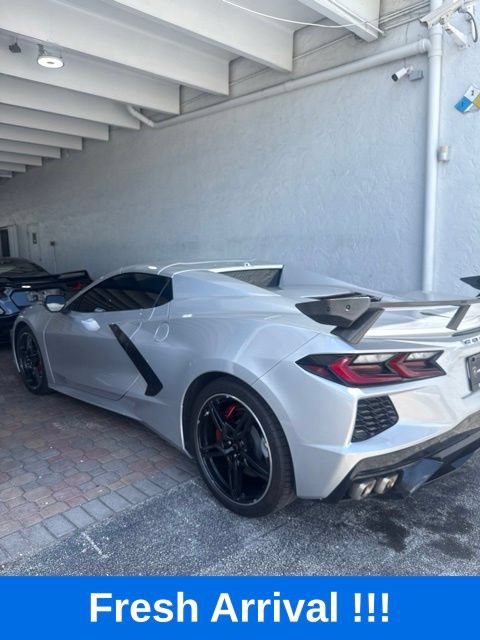 Used 2020 Chevrolet Corvette Stingray Premium Conv w/ 3LT Preferred Equipment Group RWD image 4