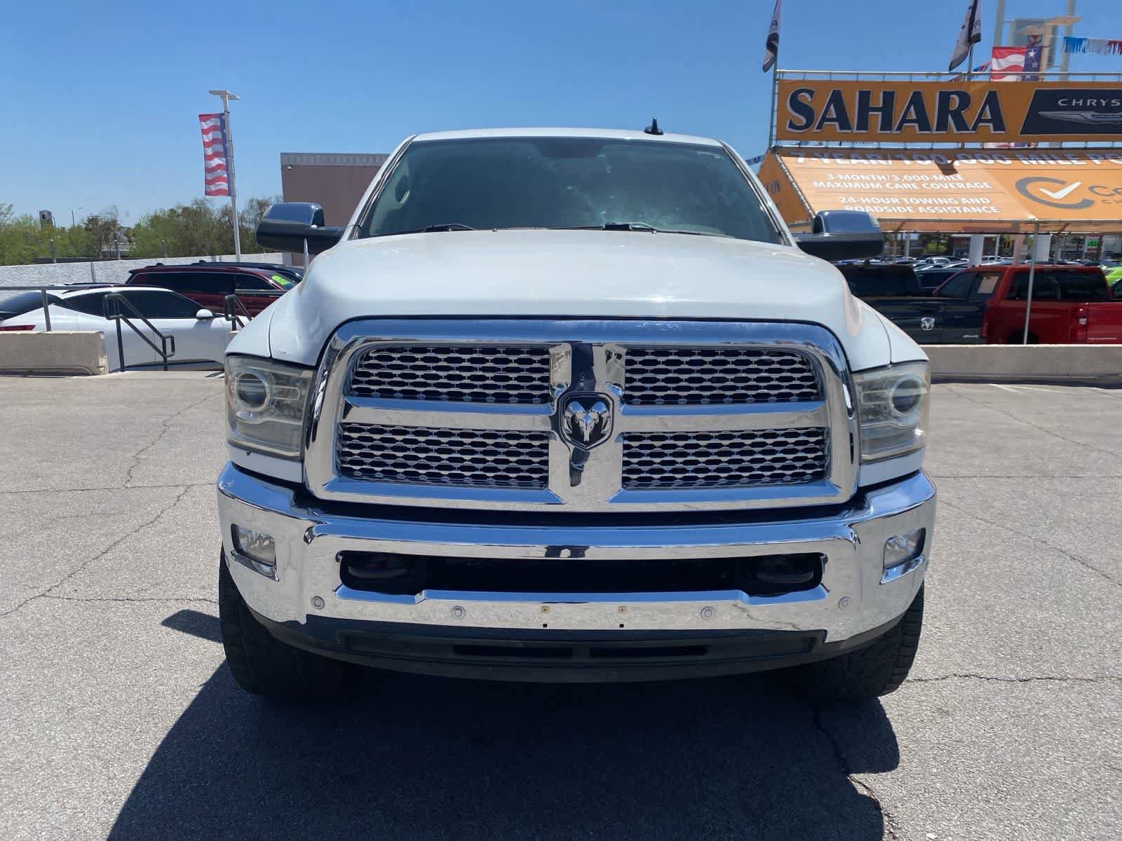 Used 2018 RAM 2500 Laramie AWD/4WD image 2