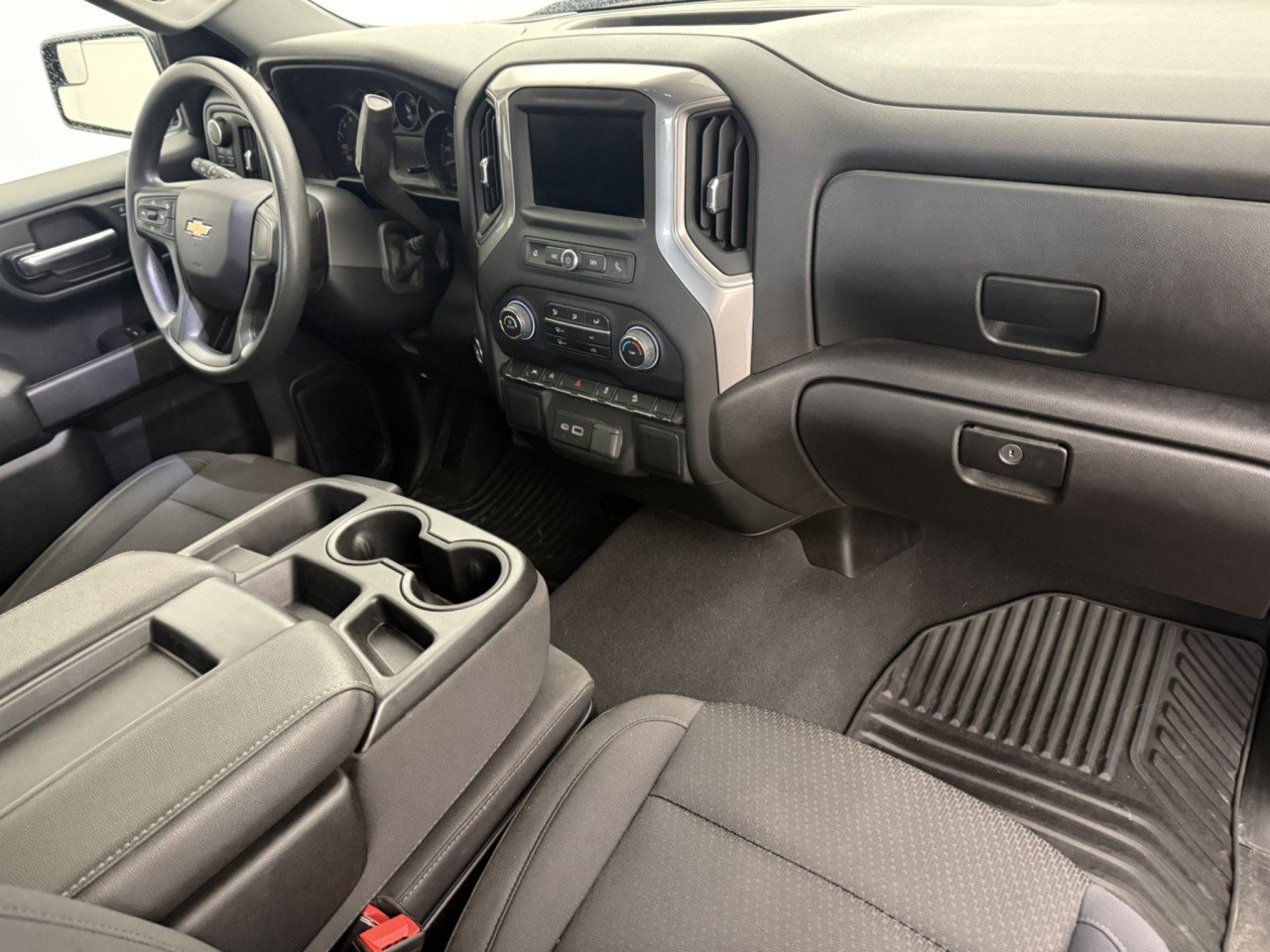 Used 2024 Chevrolet Silverado 1500 W/T w/ WT Value Package AWD/4WD image 11