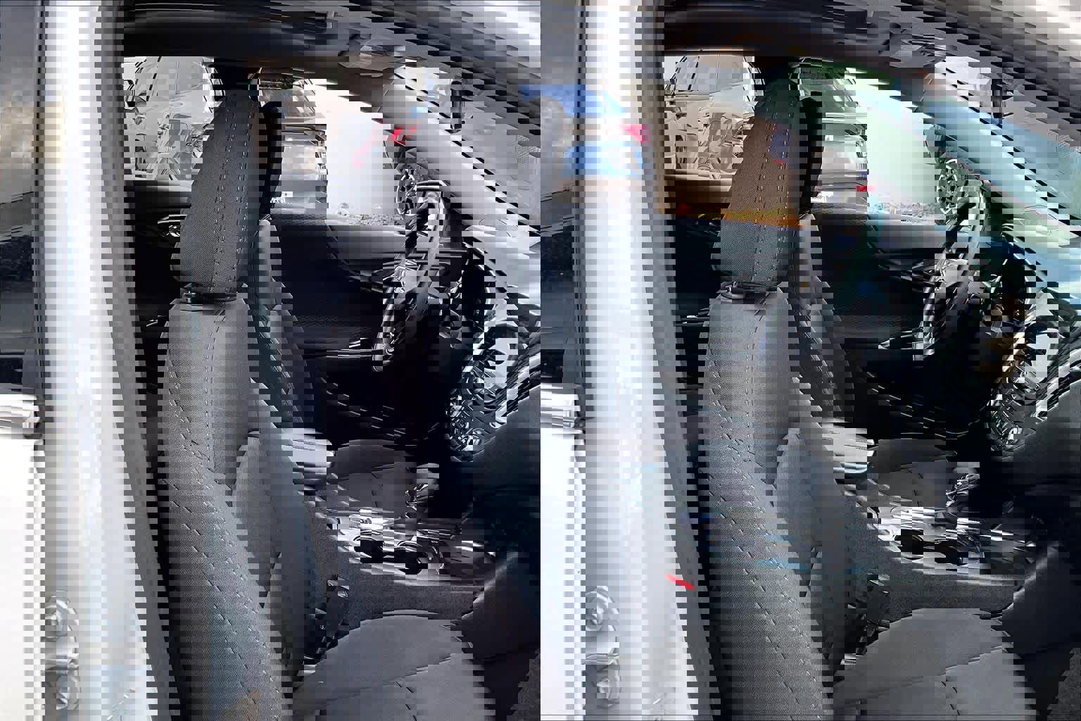 Used 2024 Chevrolet Malibu LT image 9