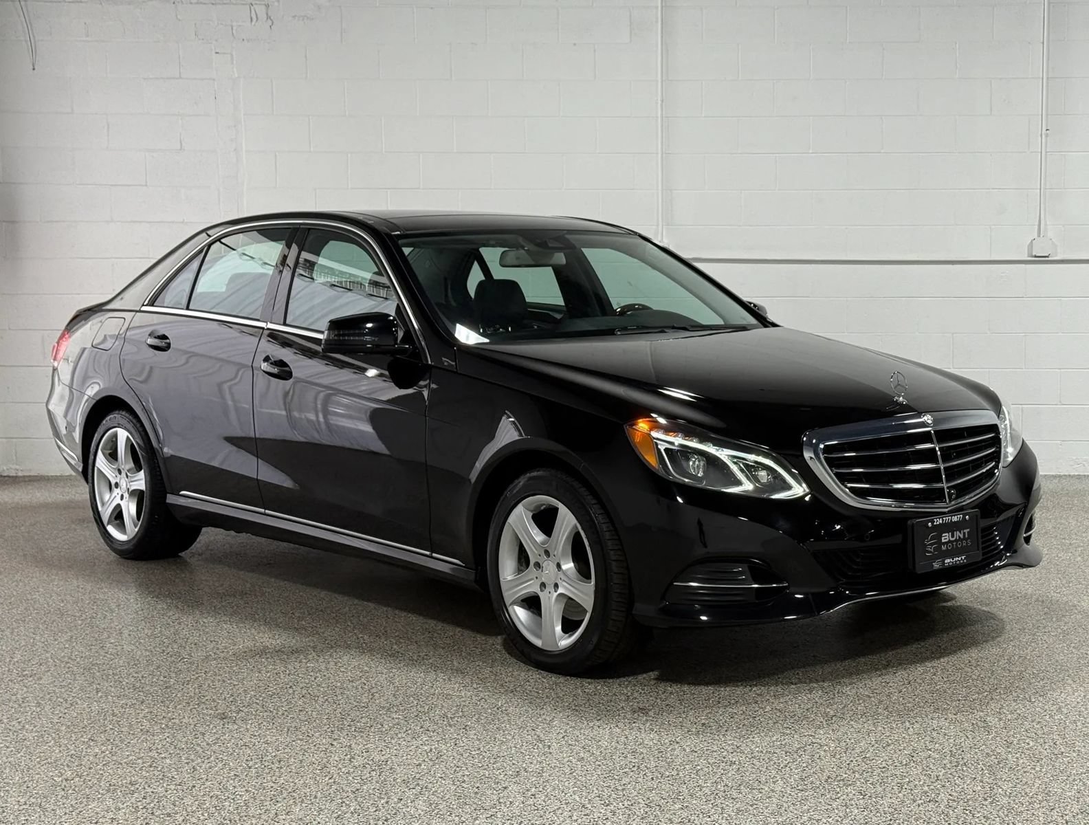 Used 2014 Mercedes-Benz E 350 4MATIC Sedan image 5