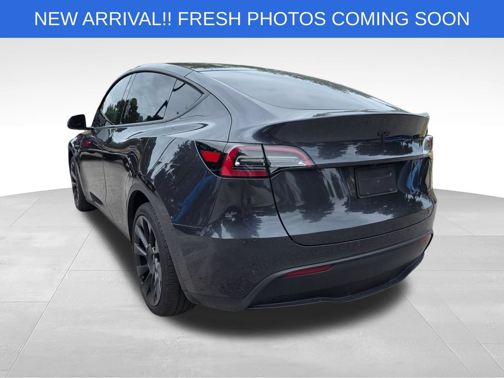 Used 2024 Tesla Model Y Long Range RWD image 6