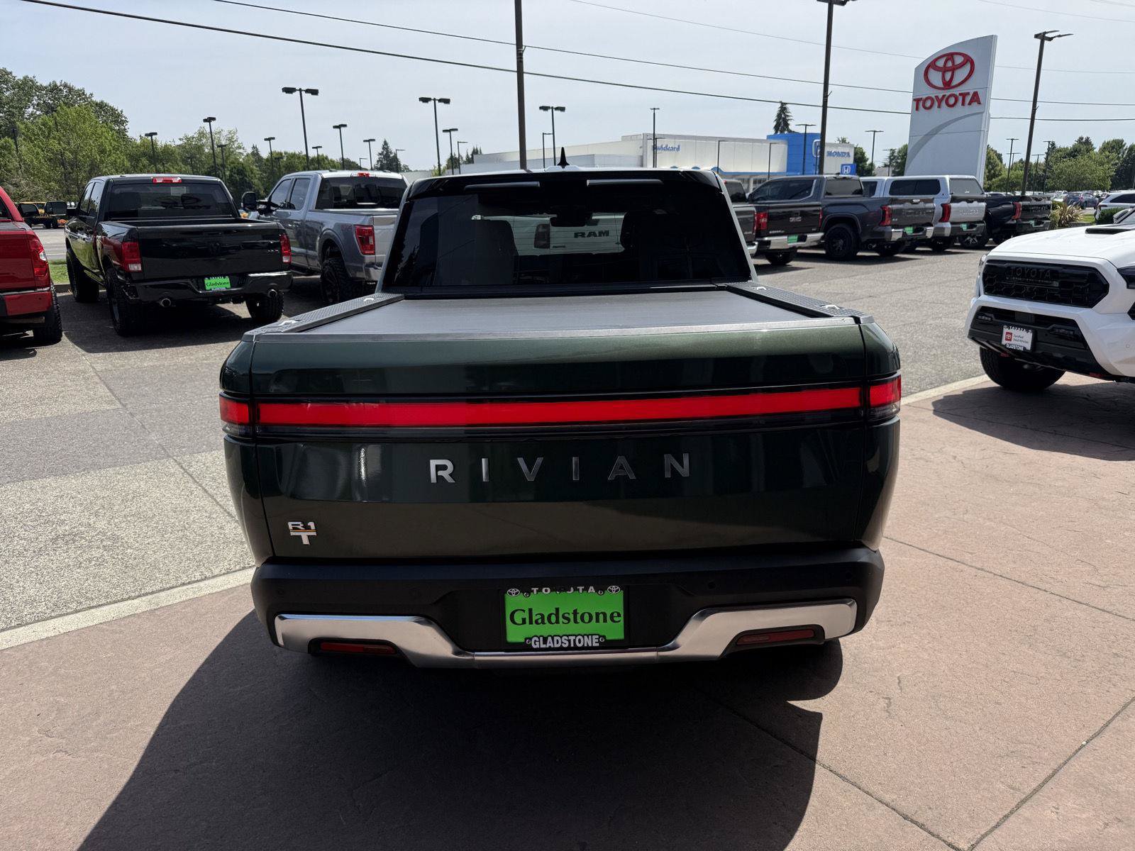 Used 2023 Rivian R1T Adventure AWD/4WD image 5