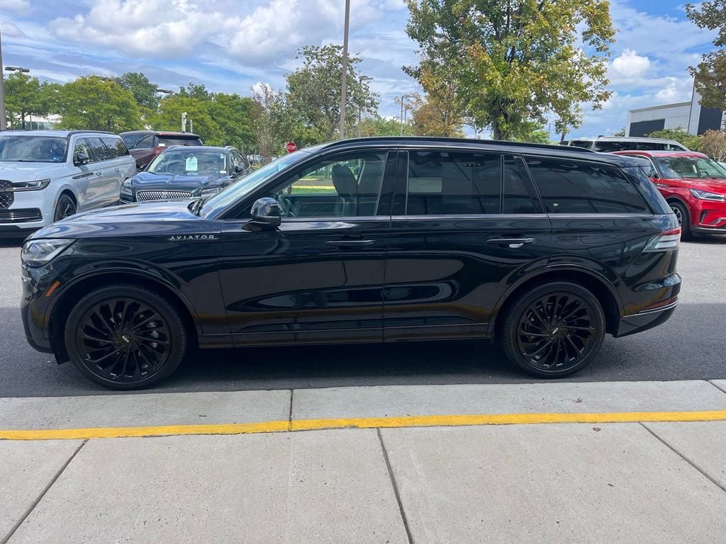 Used 2023 Lincoln Aviator Reserve w/ Equipment Group 201A AWD/4WD image 5