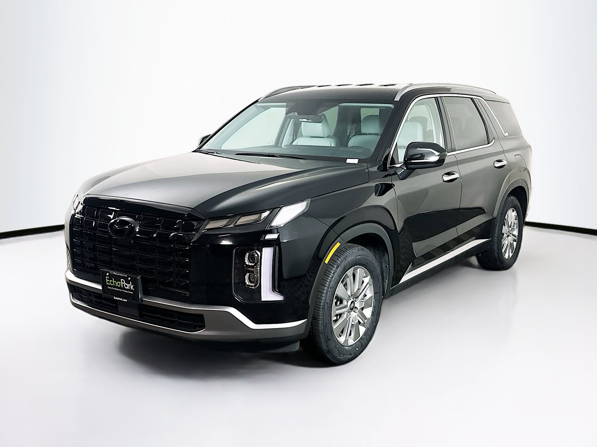 Used 2025 Hyundai Palisade SEL image 3