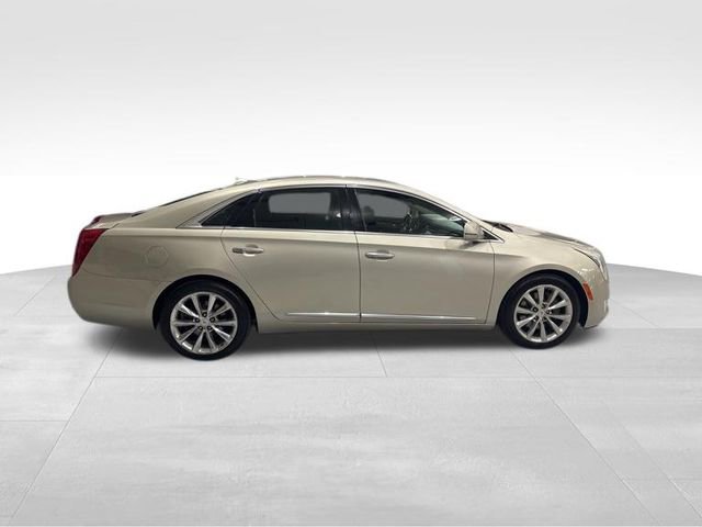Used 2013 Cadillac XTS Luxury image 8