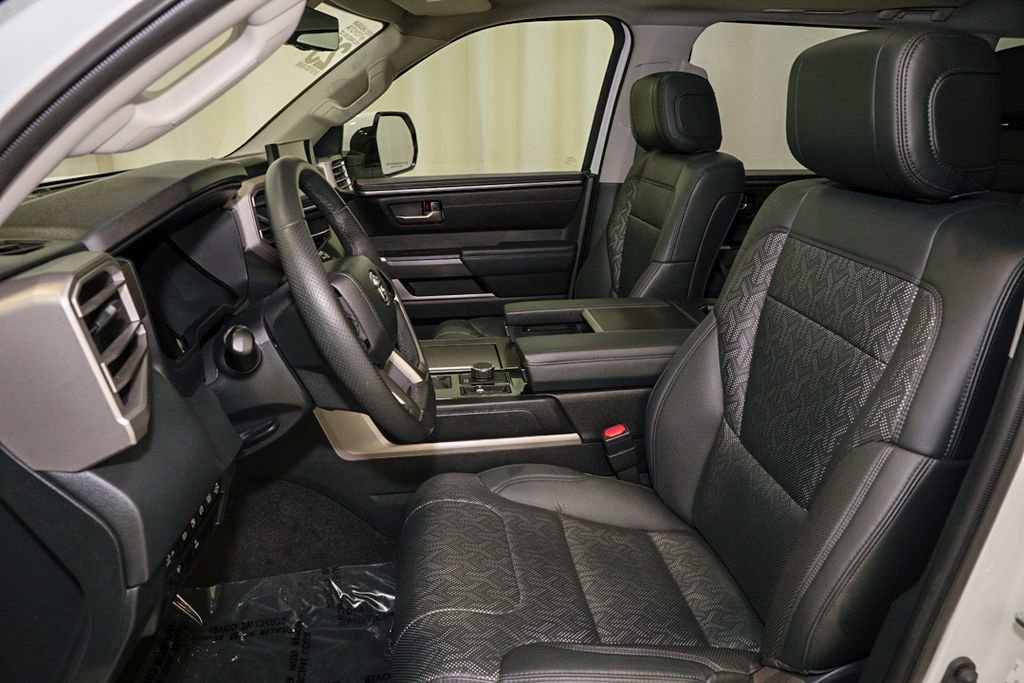 Used 2023 Toyota Sequoia SR5 w/ SR5 Premium Package AWD/4WD image 14