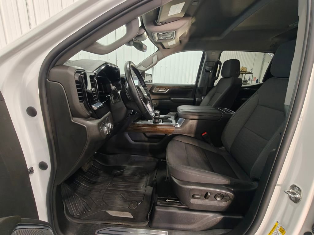Used 2023 GMC Sierra 1500 Elevation image 36