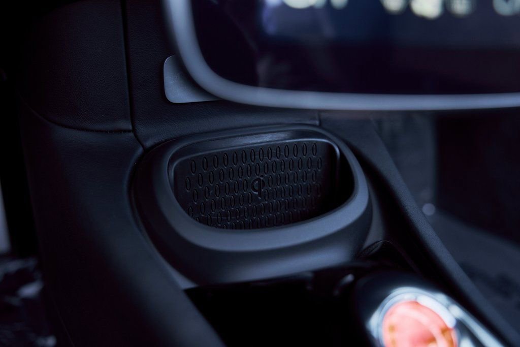 Used 2025 McLaren Artura Spider RWD image 70