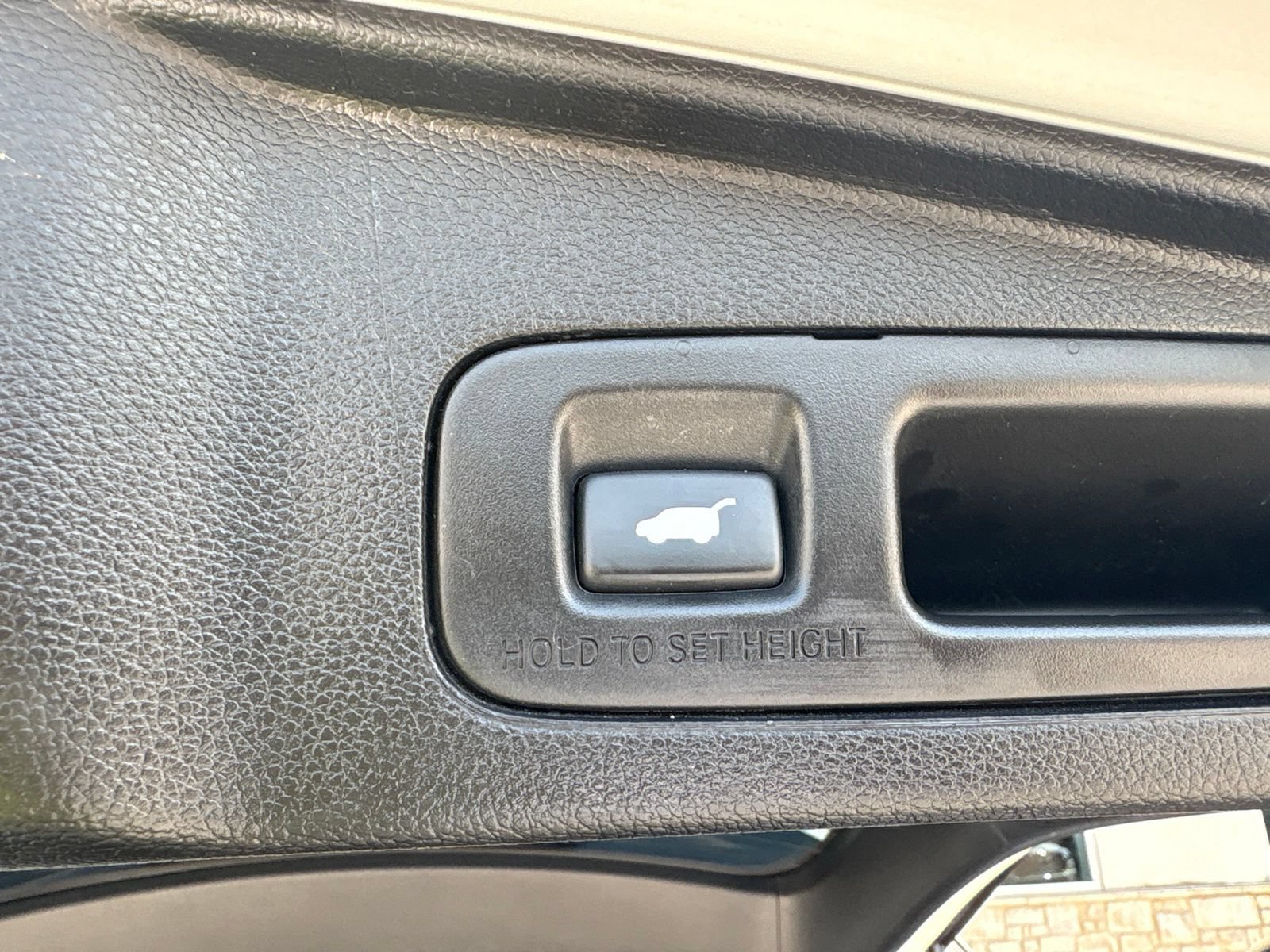 Used 2022 Honda CR-V Touring image 18