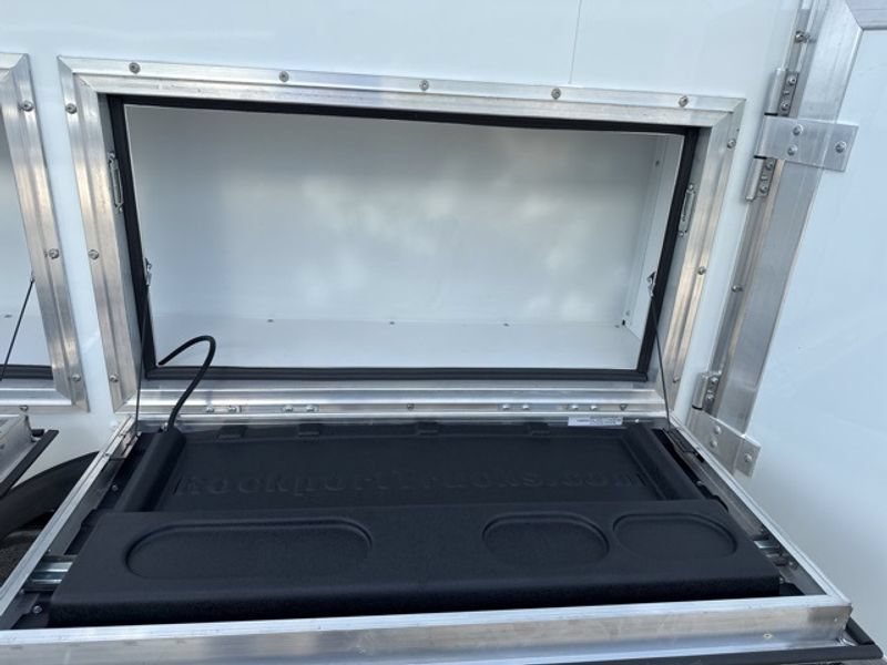 New 2026 Ford E-350 and Econoline 350 Super Duty w/ Power Equipment Group RWD image 32
