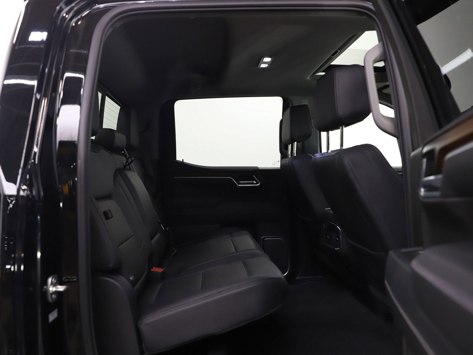 Used 2025 GMC Sierra 1500 Denali w/ Denali Reserve Package image 12