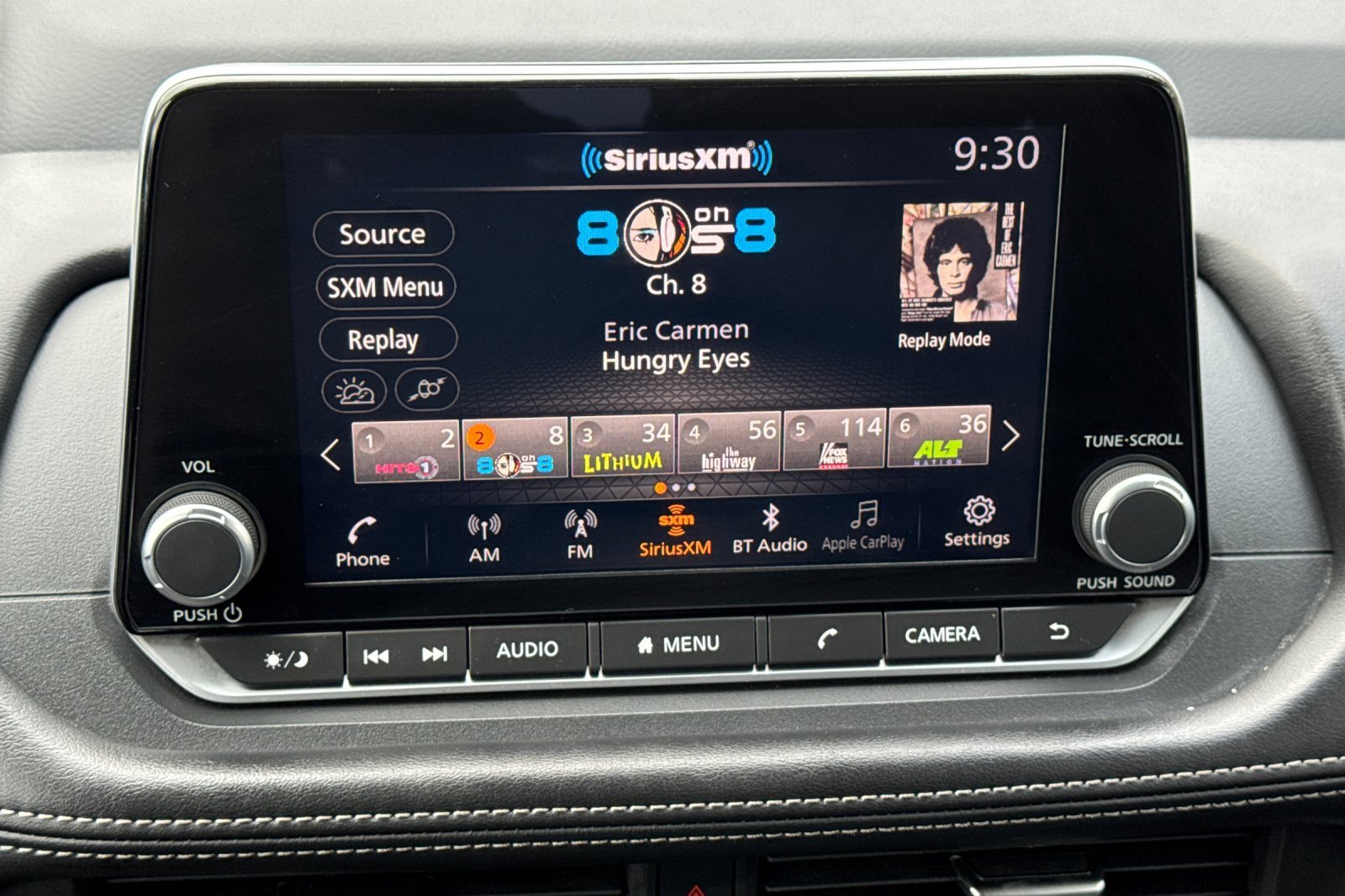 Used 2024 Nissan Rogue SV image 18