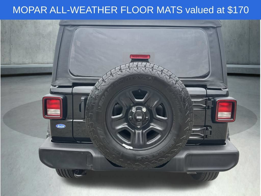 Used 2025 Jeep Wrangler Sport AWD/4WD image 7