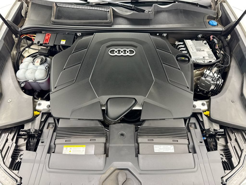 Used 2023 Audi Q8 Prestige w/ Prestige Package AWD/4WD image 27
