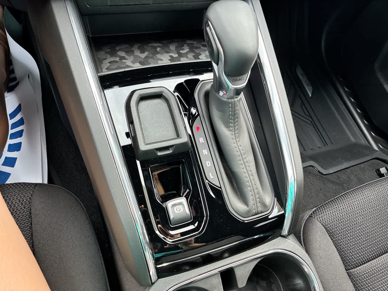 New 2026 GMC Canyon Elevation RWD image 16