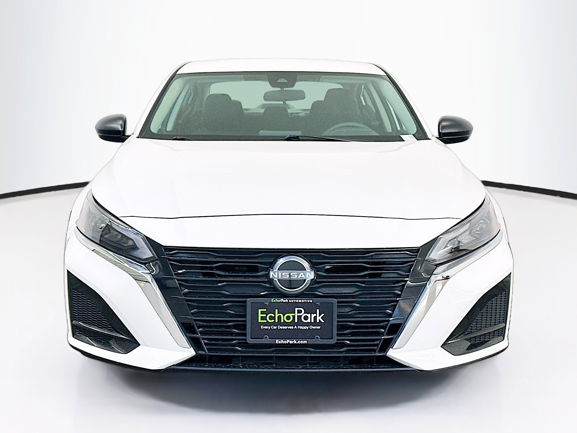 Used 2025 Nissan Altima 2.5 SV image 2