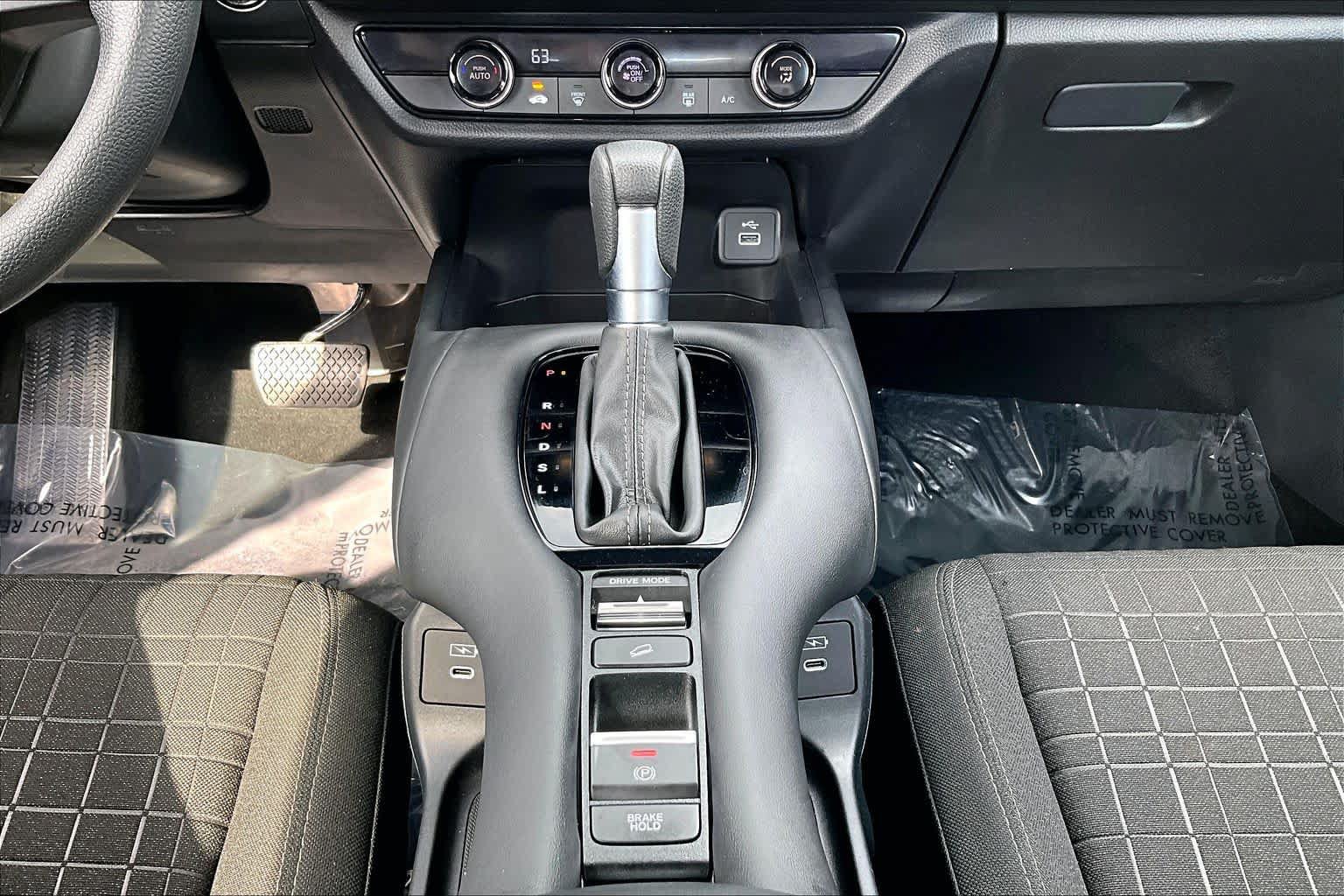 Used 2024 Honda HR-V LX image 33