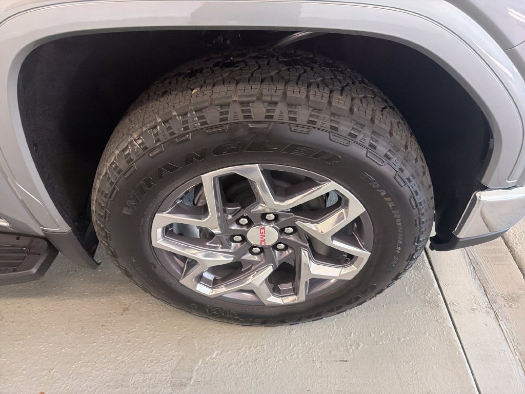 New 2026 GMC Sierra 1500 SLT w/ SLT Premium Package AWD/4WD image 4