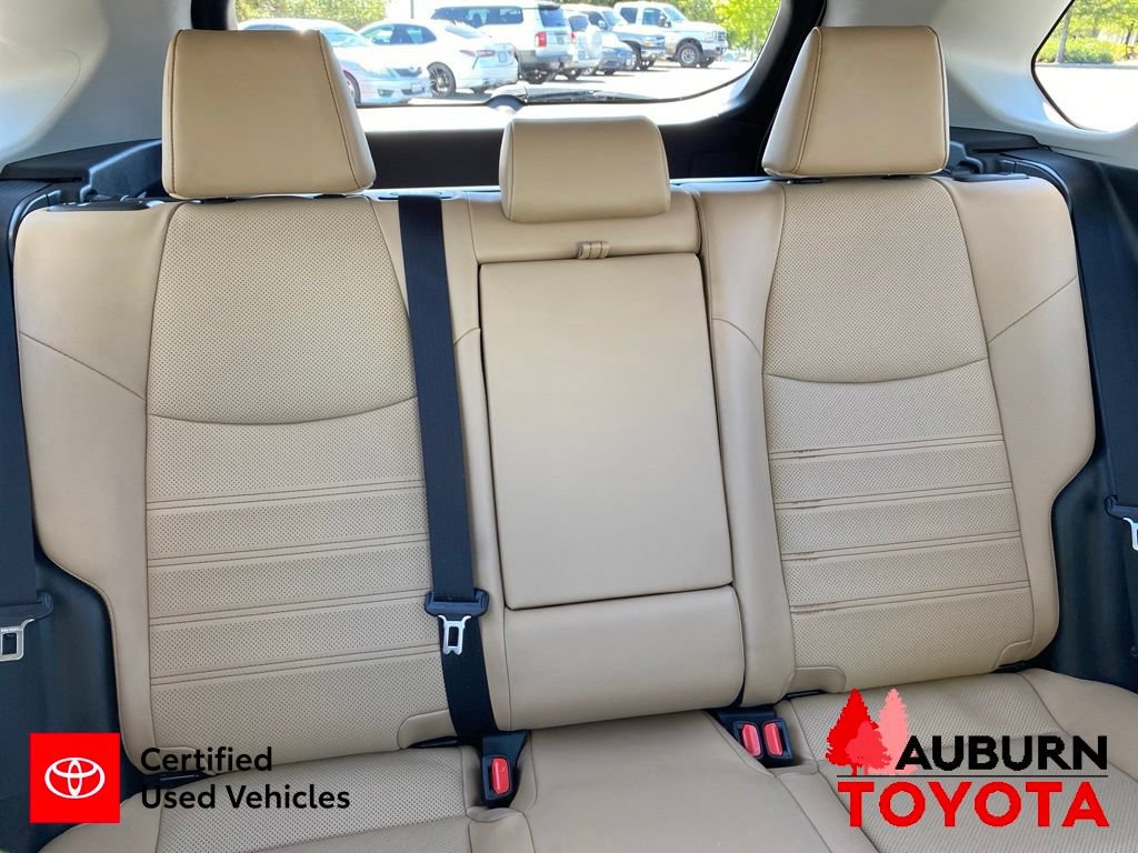 Used 2024 Toyota RAV4 Limited AWD/4WD image 20