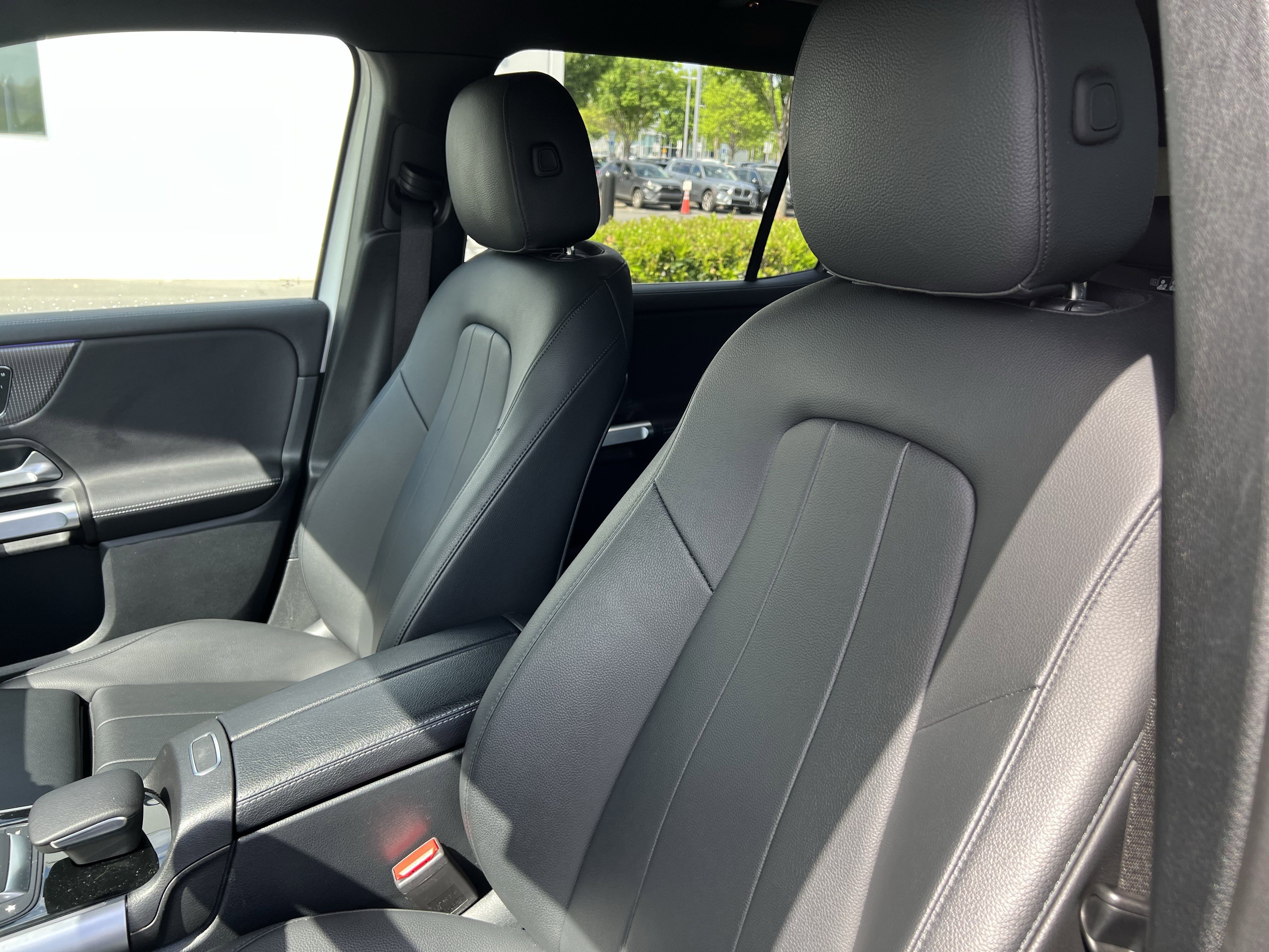 Certified 2022 Mercedes-Benz GLB 250 image 16