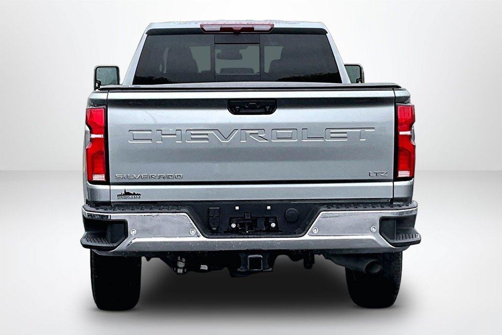Used 2025 Chevrolet Silverado 2500 LTZ w/ LTZ Plus Package AWD/4WD image 7