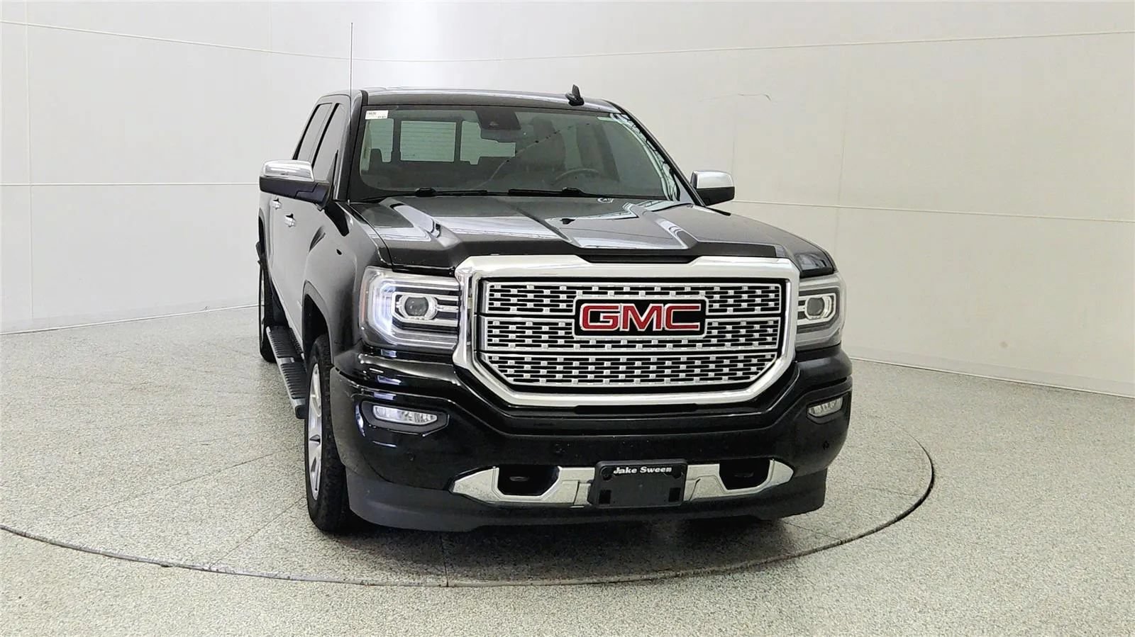 Used 2017 GMC Sierra 1500 Denali AWD/4WD image 2
