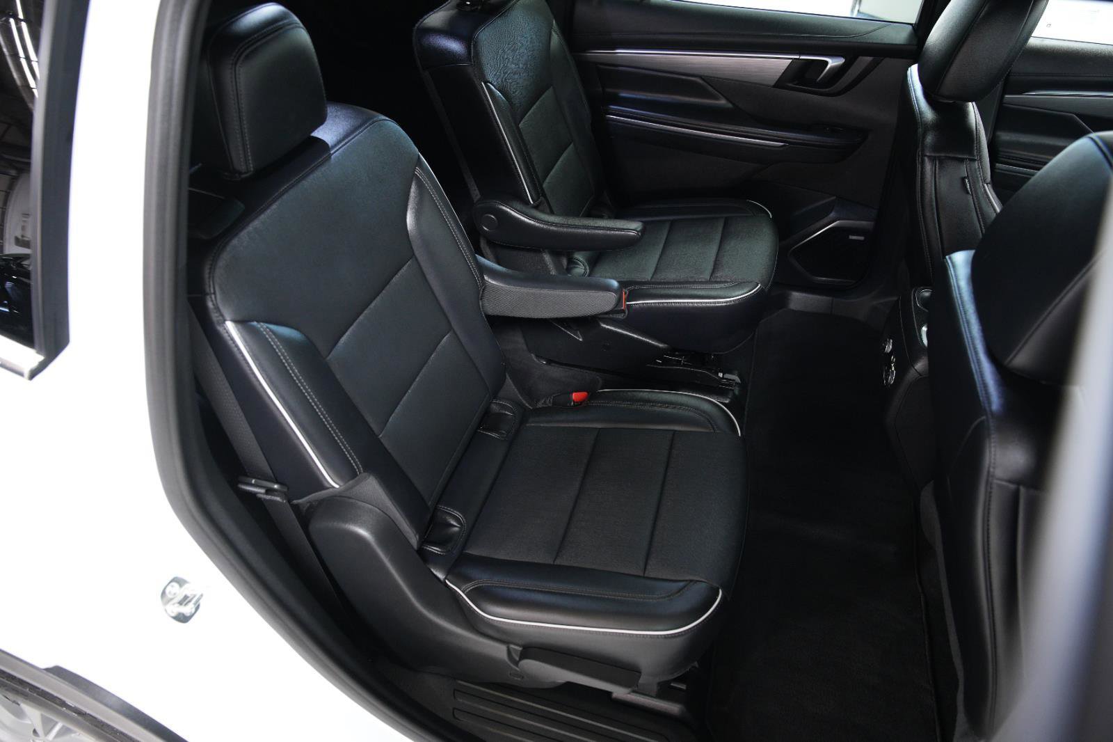 Used 2026 Buick Enclave Preferred FWD image 15