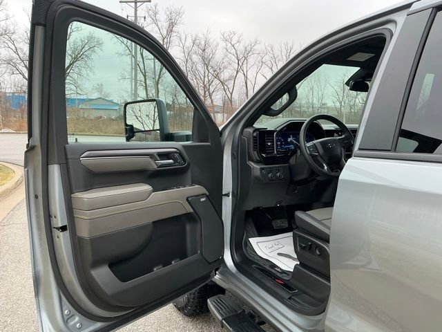 Used 2024 Buick Enclave Essence w/ Experience Buick Package image 58