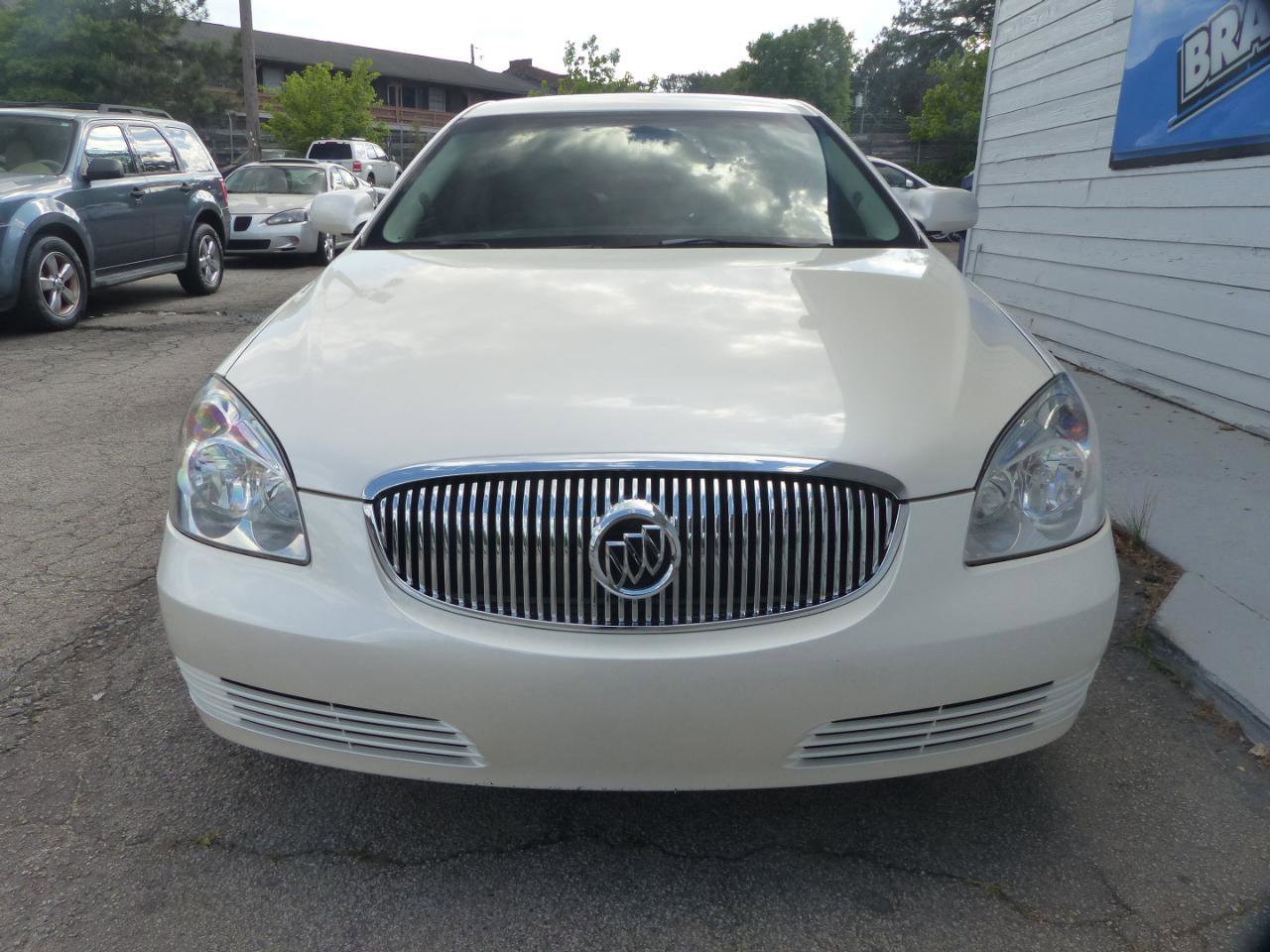 Used 2009 Buick Lucerne CXL FWD image 3