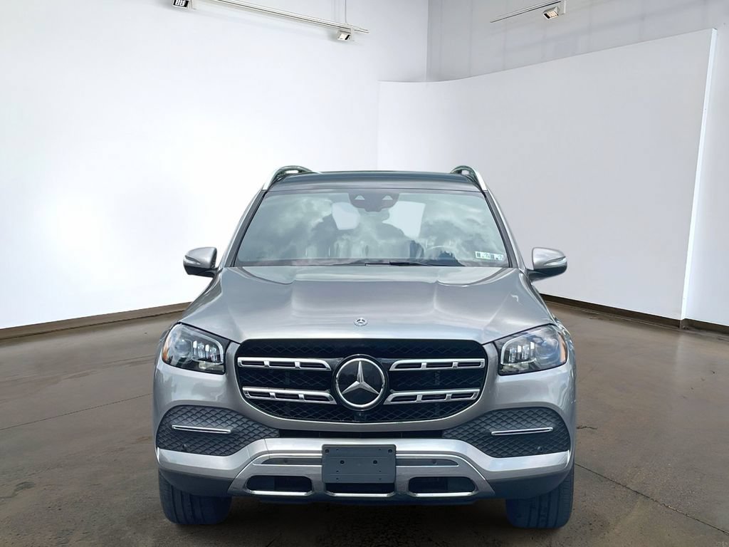 Used 2021 Mercedes-Benz GLS 450 4MATIC image 2