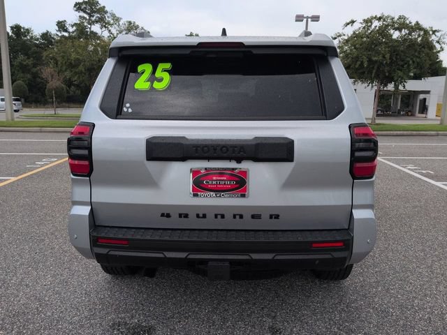 Certified 2025 Toyota 4Runner TRD Off-Road Premium AWD/4WD image 5