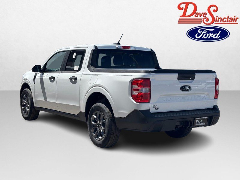 New 2026 Ford Maverick XLT w/ XLT Luxury Package FWD image 9