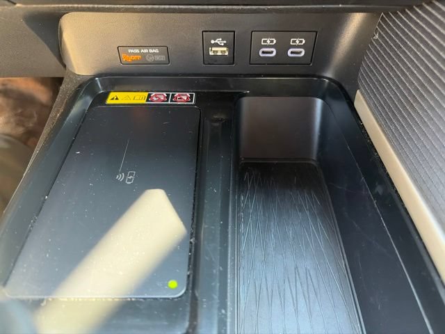 Used 2025 Toyota Camry SE FWD image 21
