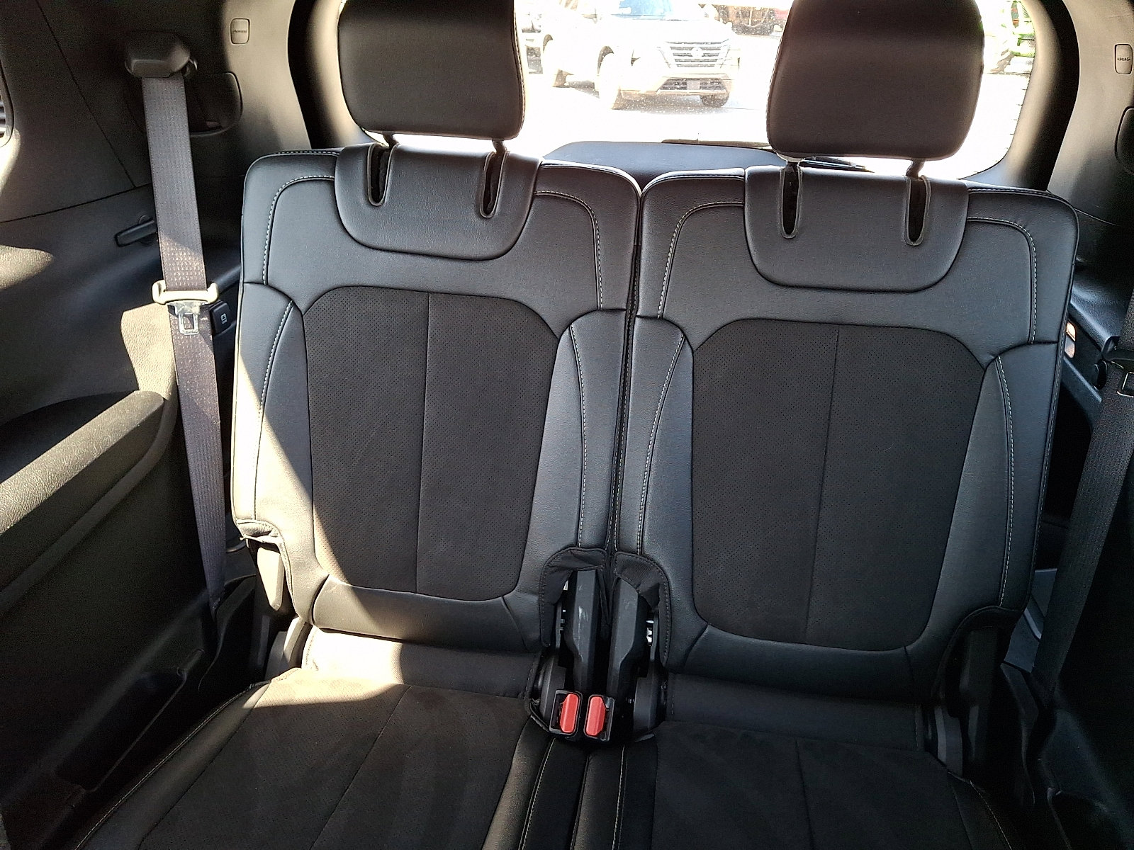 Used 2023 Jeep Grand Cherokee L Laredo AWD/4WD image 11