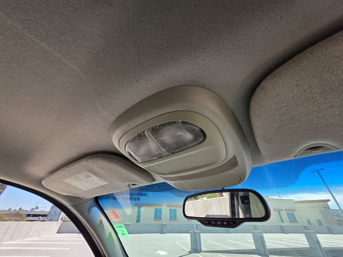 Used 2006 GMC Envoy XL SLE w/ Sle Preferred Equipment Group RWD image 16
