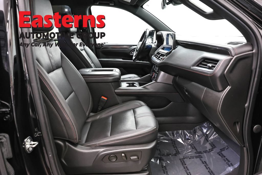 Used 2022 Chevrolet Suburban RST w/ Luxury Package AWD/4WD image 25