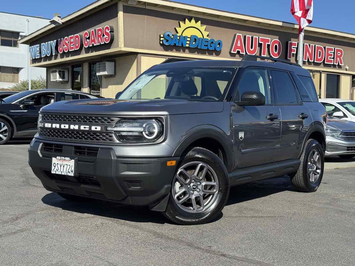 Used 2025 Ford Bronco Sport Big Bend AWD/4WD image 2