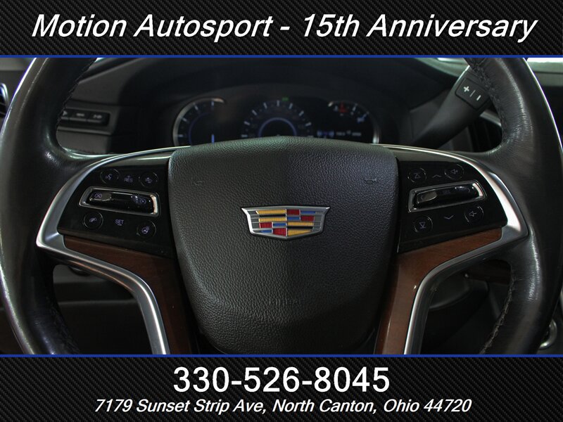 Used 2020 Cadillac Escalade Luxury AWD/4WD image 13