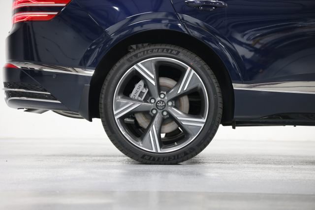New 2026 Genesis GV80 3.5T Prestige AWD/4WD image 18