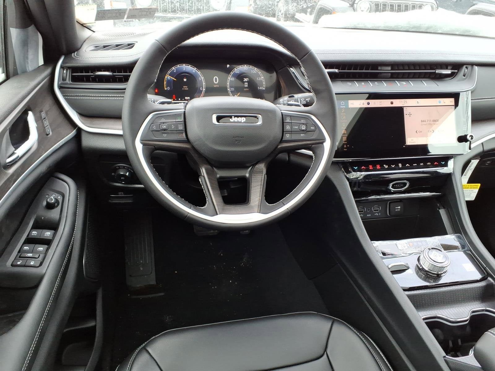 New 2026 Jeep Grand Cherokee Limited AWD/4WD image 5