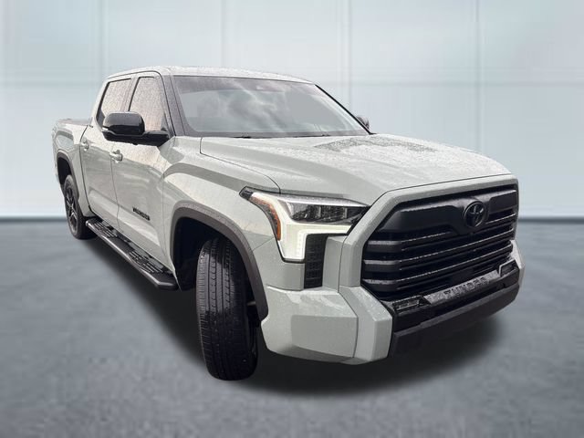 Used 2025 Toyota Tundra Limited AWD/4WD image 5