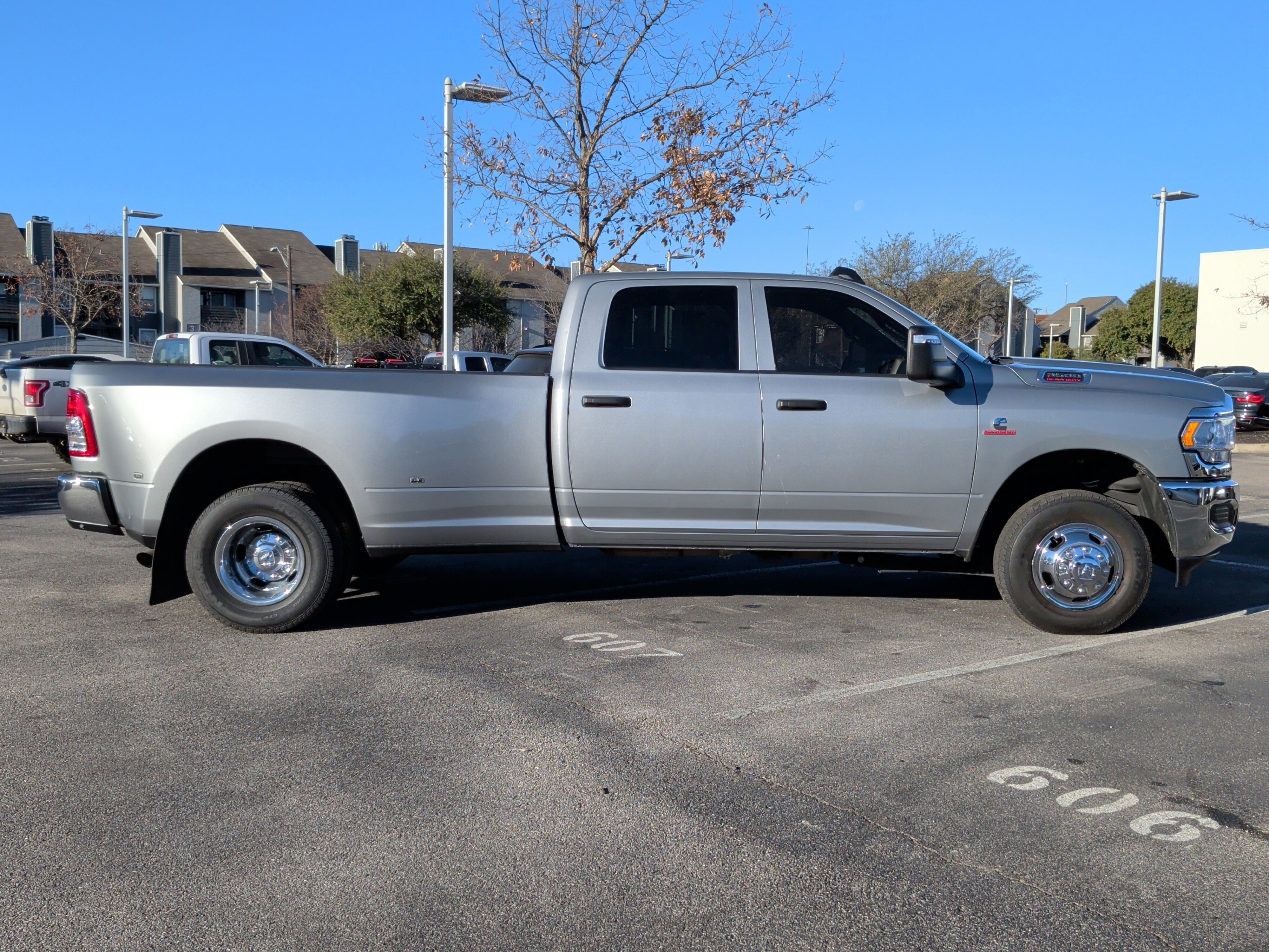Used 2024 RAM 3500 Tradesman w/ Chrome Appearance Group image 6