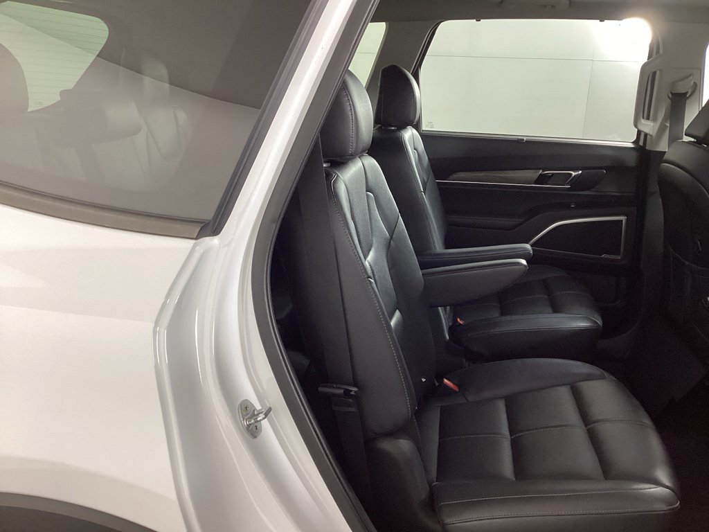 Used 2022 Kia Telluride EX w/ EX Premium Package image 11