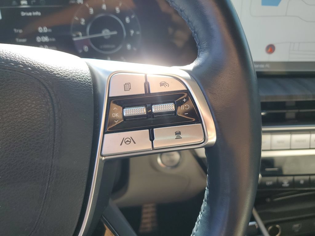Used 2024 Kia Telluride SX Prestige AWD/4WD image 30