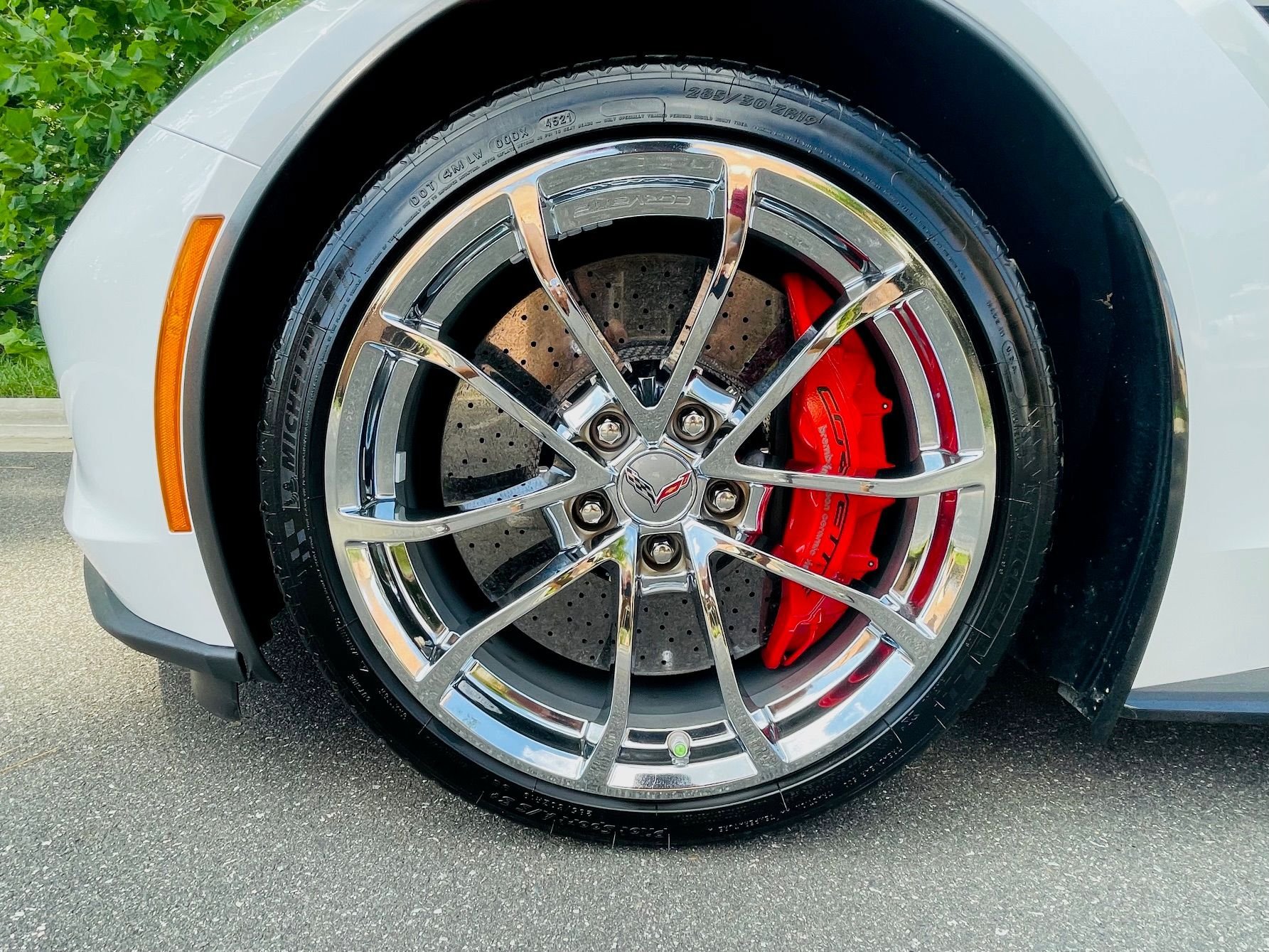 Used 2017 Chevrolet Corvette Grand Sport w/ Z07 Performance Package RWD image 25