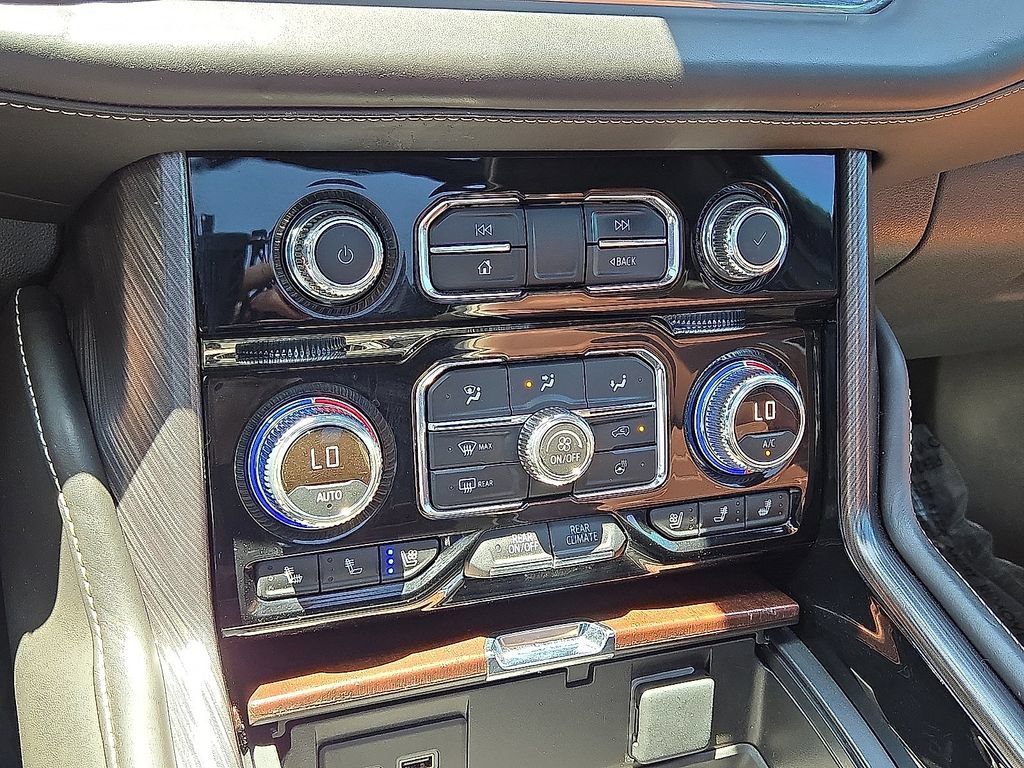 Used 2023 GMC Yukon Denali Ultimate AWD/4WD image 33