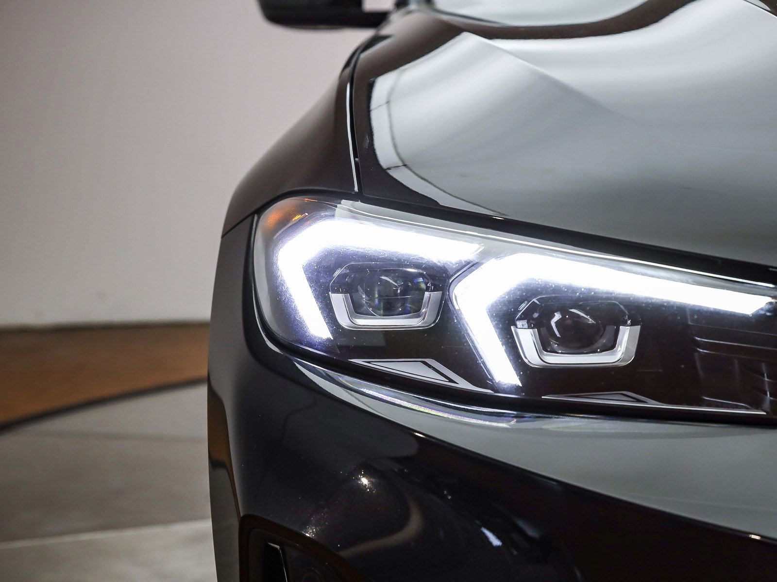 Certified 2025 BMW 330i xDrive 330i xDrive image 7